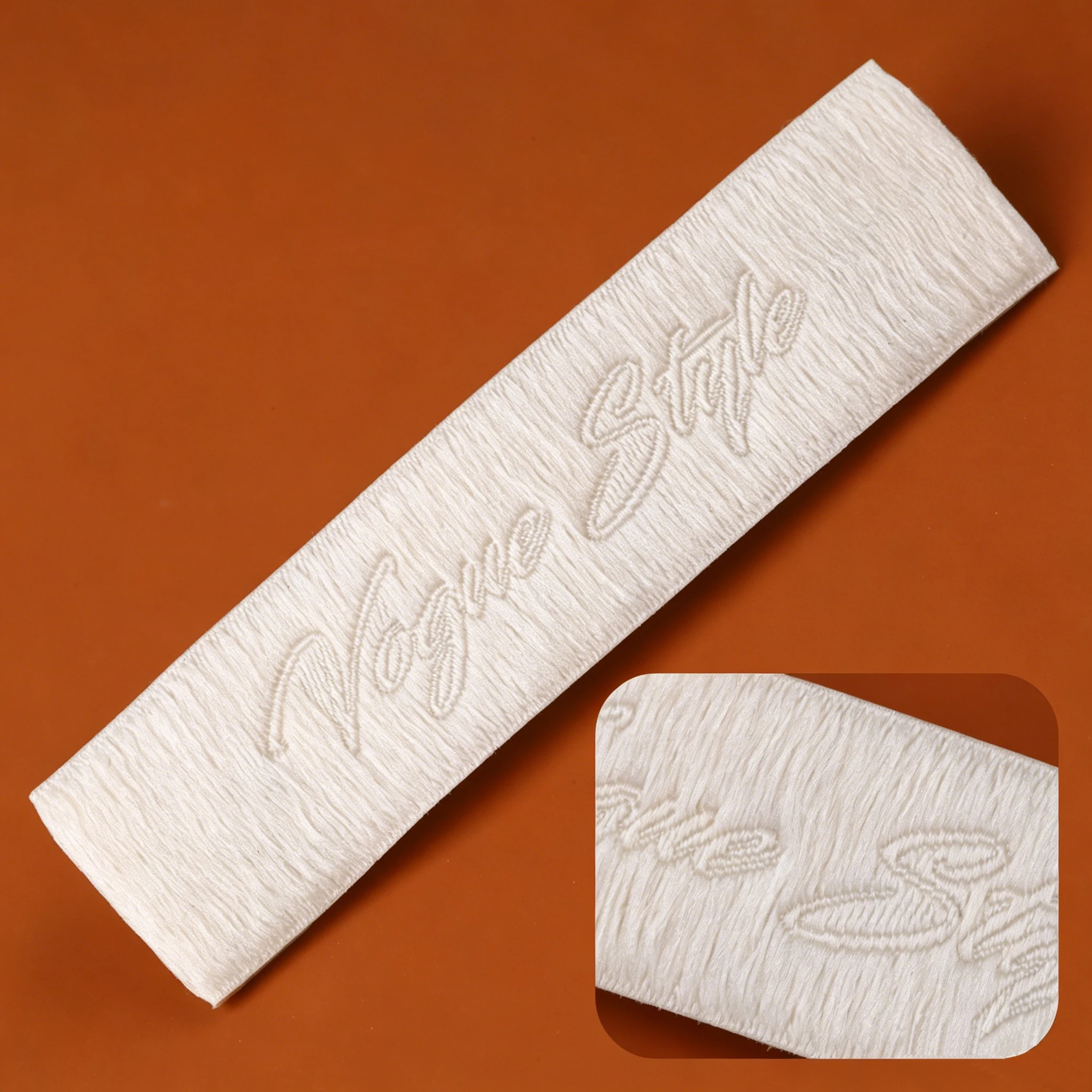 Customized Fabric Sewing Clothing Labels for Garment Brand Logo Woven with Personalized Name Clothes Tags for Dress