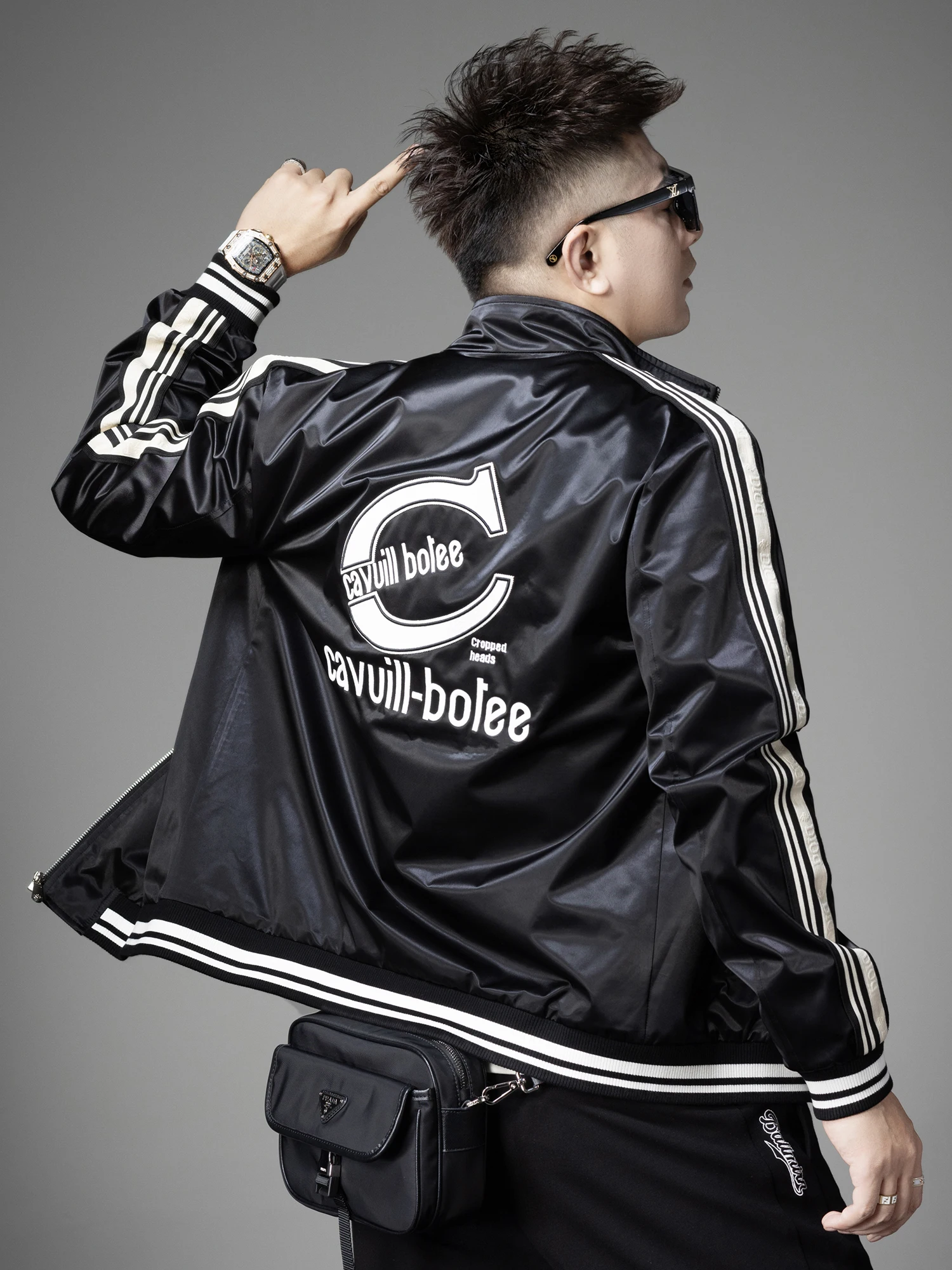 

Модная черная куртка в полоску с воротником-стойкой для мужчин, высококачественная осенне-зимняя верхняя одежда, приталенный крой, ветрозащитная, с длинными рукавами, на молнии