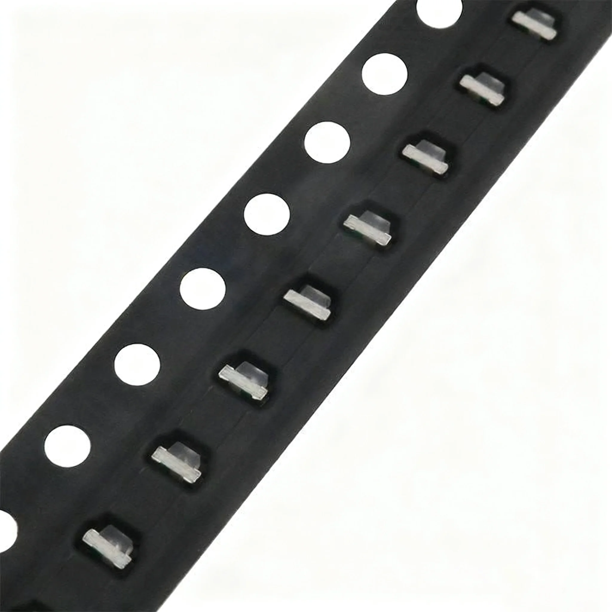 0602، 0802، 1204 صمام ثنائي باعث للضوء LED مثبت على السطح 1206، 0805، 0603 خيارات متعددة الألوان عالية السطوع متاحة