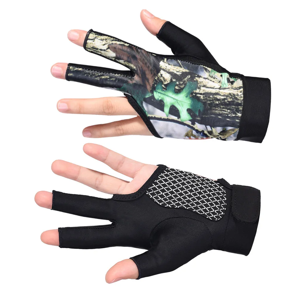 

1 Pair 3 Finger Billiards Glove Anti-Slip Elastic Wrist Breathable Snooker Glove Moisture Wicking Lightweight Fabric Size L