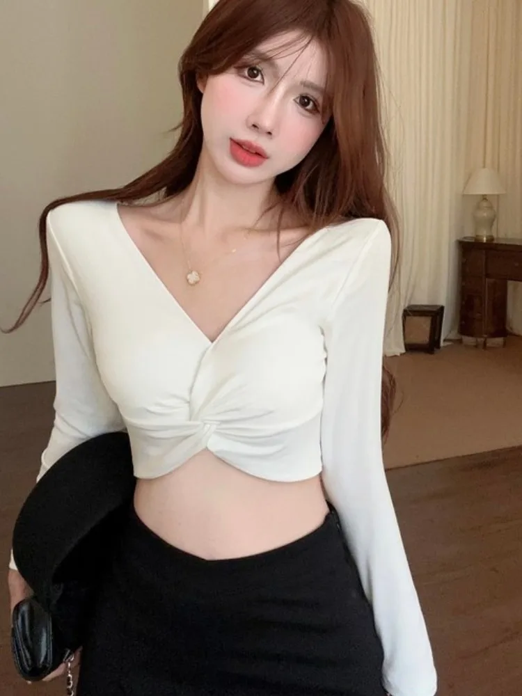 

Sexy Short Sleeve V-Neck Base Shirt Women's Inner Wear Top Unique Early Spring Outerwear Long Sleeve T-Shirt Commute Style Sl...