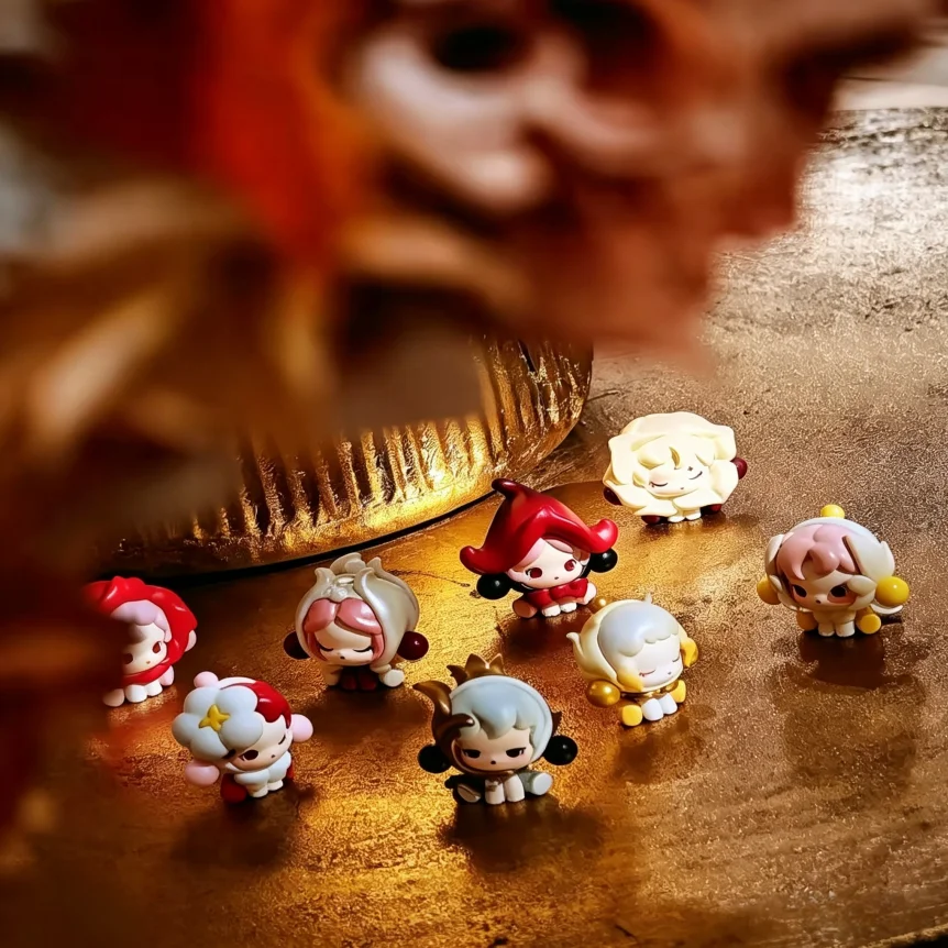 

POPMART POP BEAN SKULLPANDA Petals In Four Acts Series Blind Box Surprise Mystery Unpack Action Figure Collectible Present