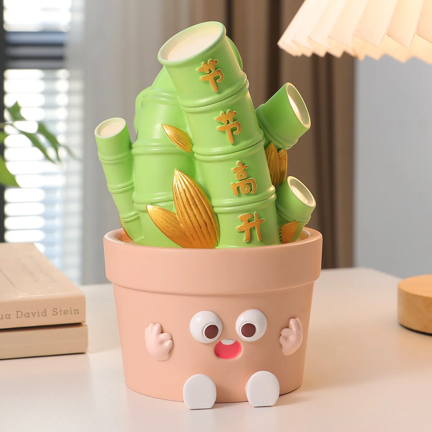 High-end niche green artificial flower resin ornaments. Home decoration desk pressurized self-healing creative gift
