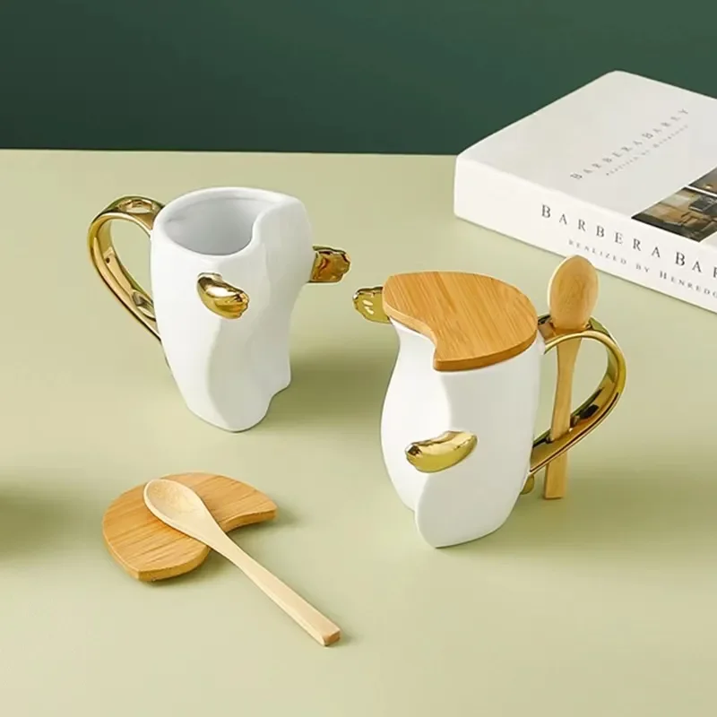 Good-looking Ceramic Mug Household Couple Hug Duad Cups Set Simple Gift Box Creative Coffee Cup Gift Embrace Breakfast with Lid