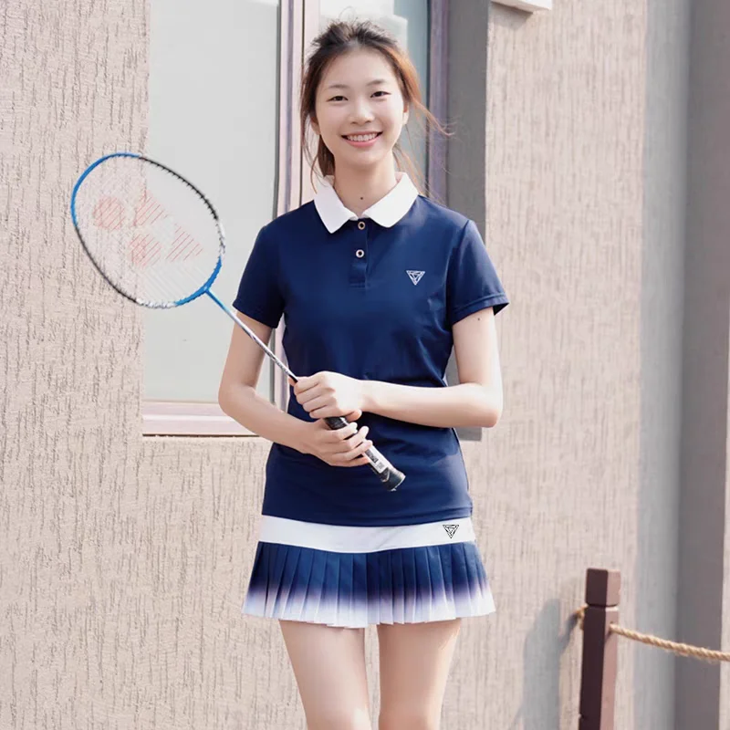 

Badminton suit short sleeved set with quick drying net for slim fit