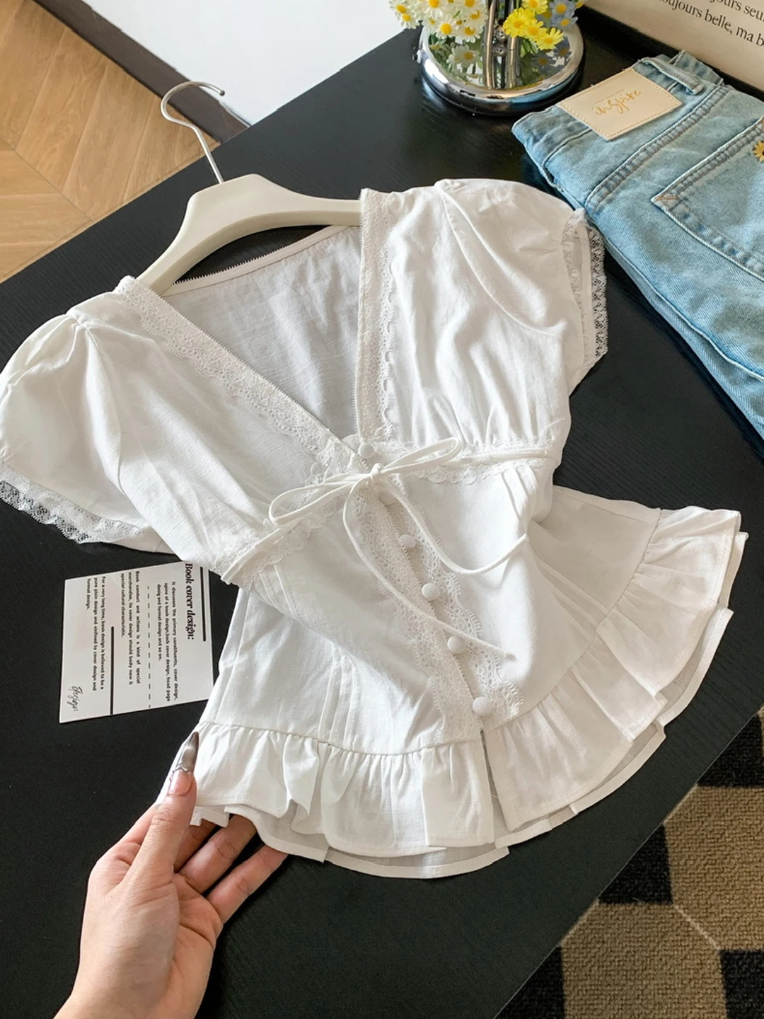 

Женская летняя блузка Pure Desire с кружевной отделкой и V-образным вырезом, модный корейский стиль, свободный крой, укороченная модель