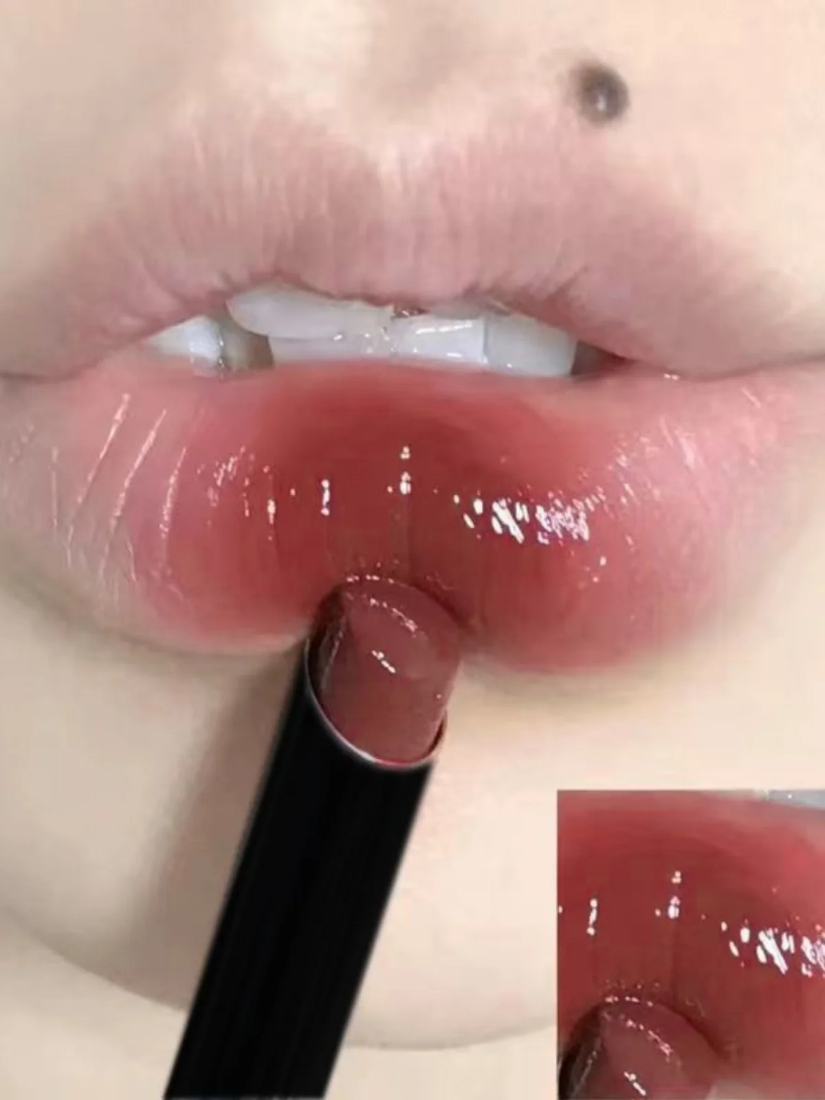 2024 New Delicate and Ice-transparent High value Students Plain and White Lip Glaze Fadeless Lipstick Moisturizing Lipstick