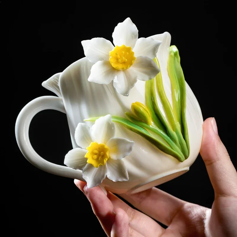 

Hand-squeezed flower ceramic water cup, daffodil teacup, Christmas gift for girl mother, birthday gift, high value