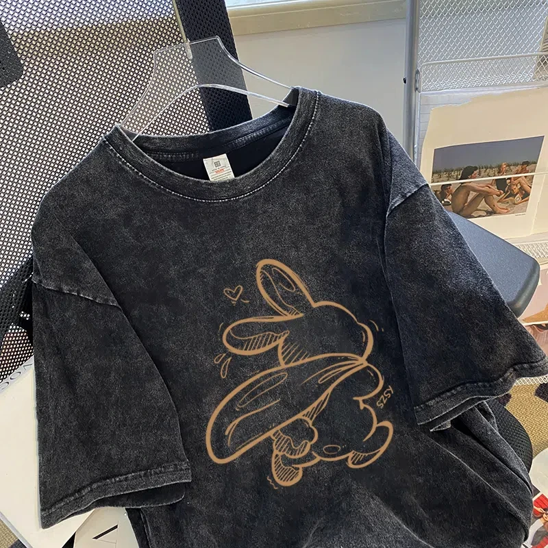 النمط الأمريكي الرجعية إلكتروني طباعة المرأة تي شيرت 2025 جديد الصيف العصرية غسل-أسود قمة Harajuku وسيم الشارع الشهير المحملة القمم #6