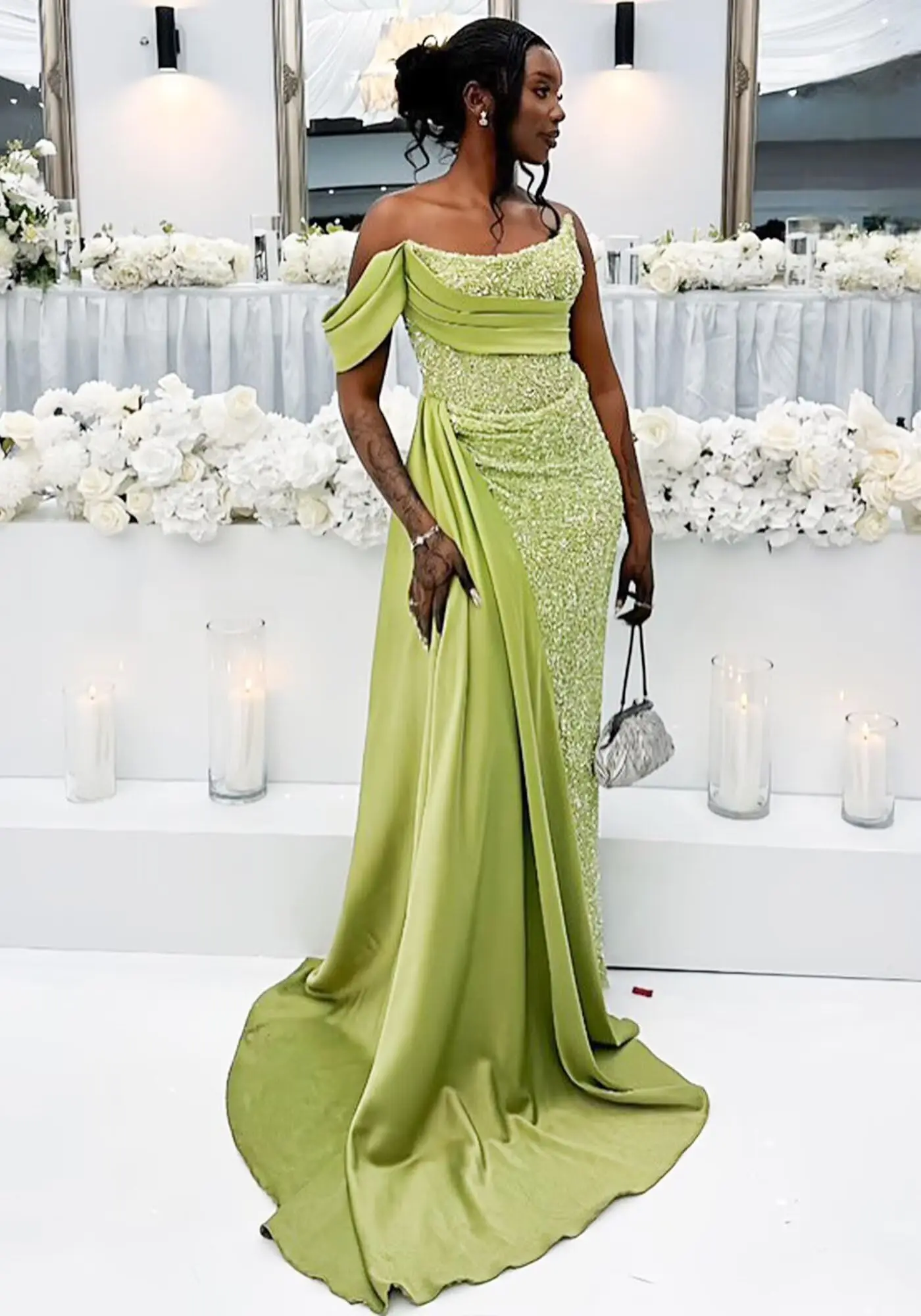 

Square Neck Satin Prom Dresses for Women Simple A-Line Evening Formal Gown with Pocket