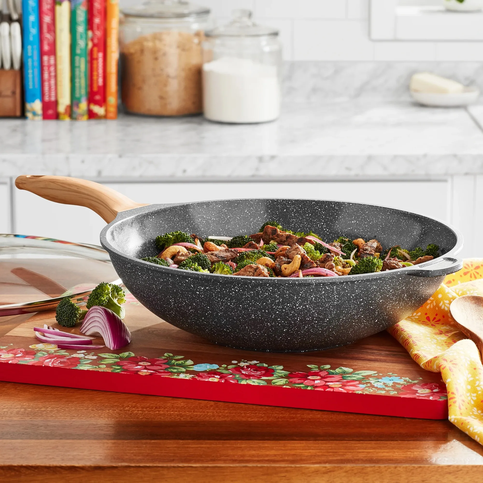 Wok de aluminio fundido de 14 pulgadas, mancha de carbón