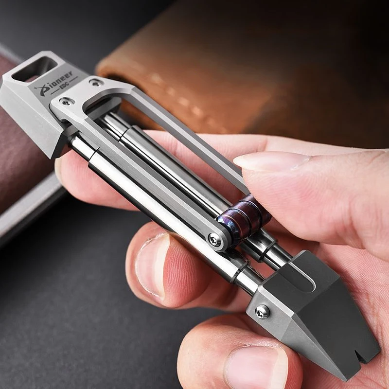 Outdoor Portable EDC Titanium Alloy Pry Bar Finger Pulley Toy Creative Multifunctional Keychain Tool