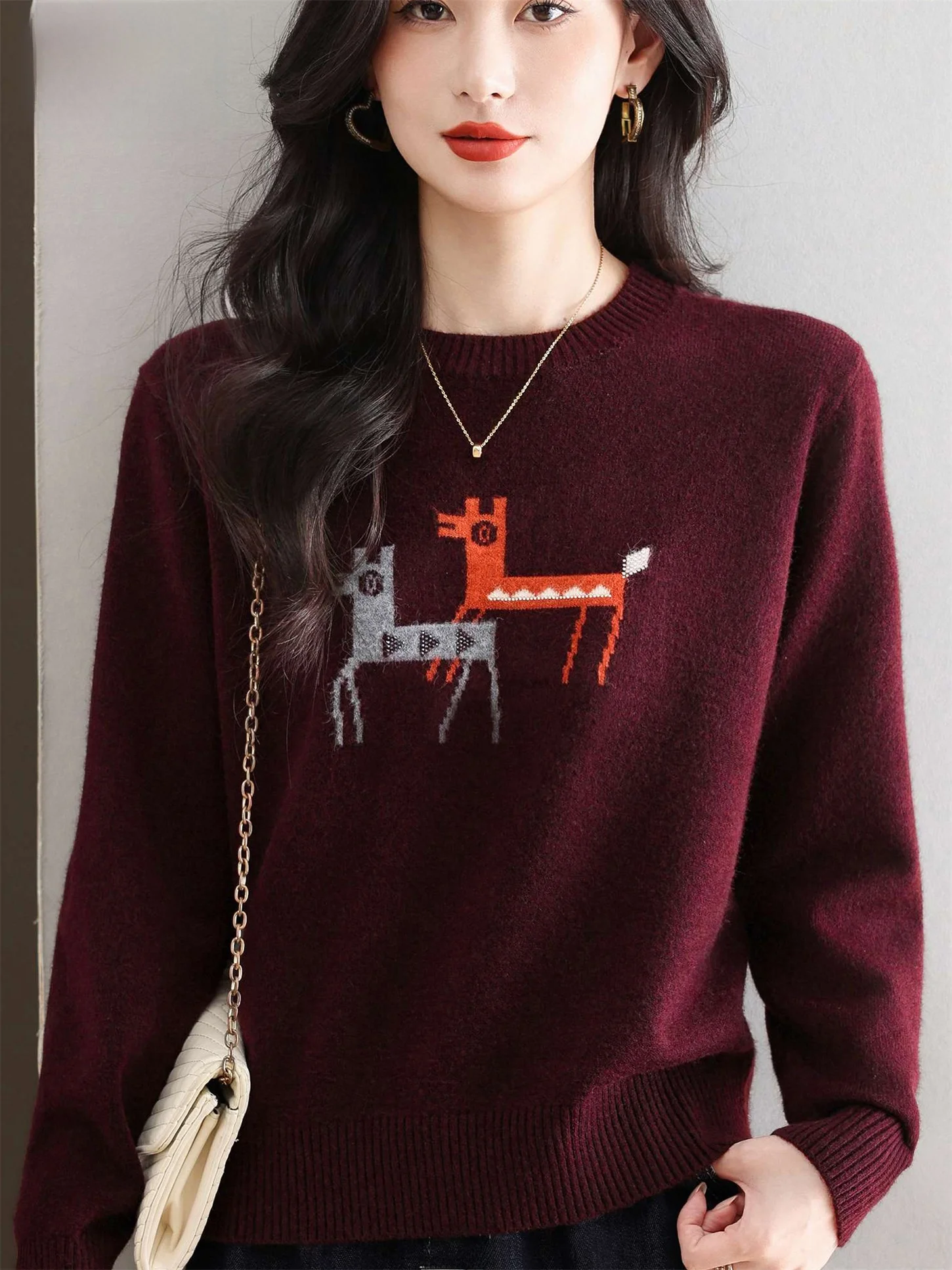 

Модный вязаный шерстяной базовый топ с вышивкой, свободный круглый теплый топ для женщин среднего возраста и ly