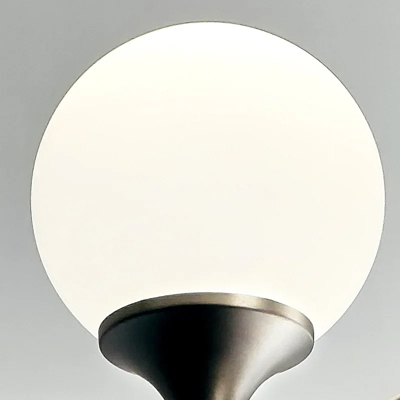 

Medieval style living room French solid wood bedroom Bauhaus magic bean chandelier American retro master bedroom Zhongshan