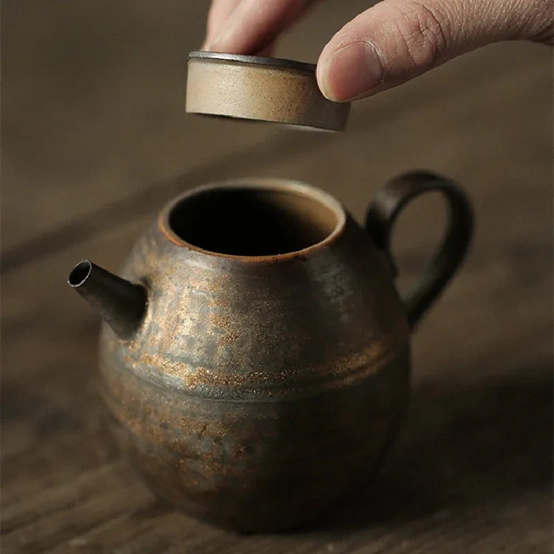 180ml Japanese Rough Pottery Teapot Handmade Small Rust Glaze Ceramic Small Single Pot with Filter Kung Fu Tea Puer Maker Tools