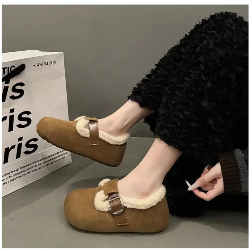

Winter Shoes Women Warm Short Plush Ladies Shoes Fashion Comfort Warm Plush Female Cotton Shoes Casual Flat Shoes Slip-on