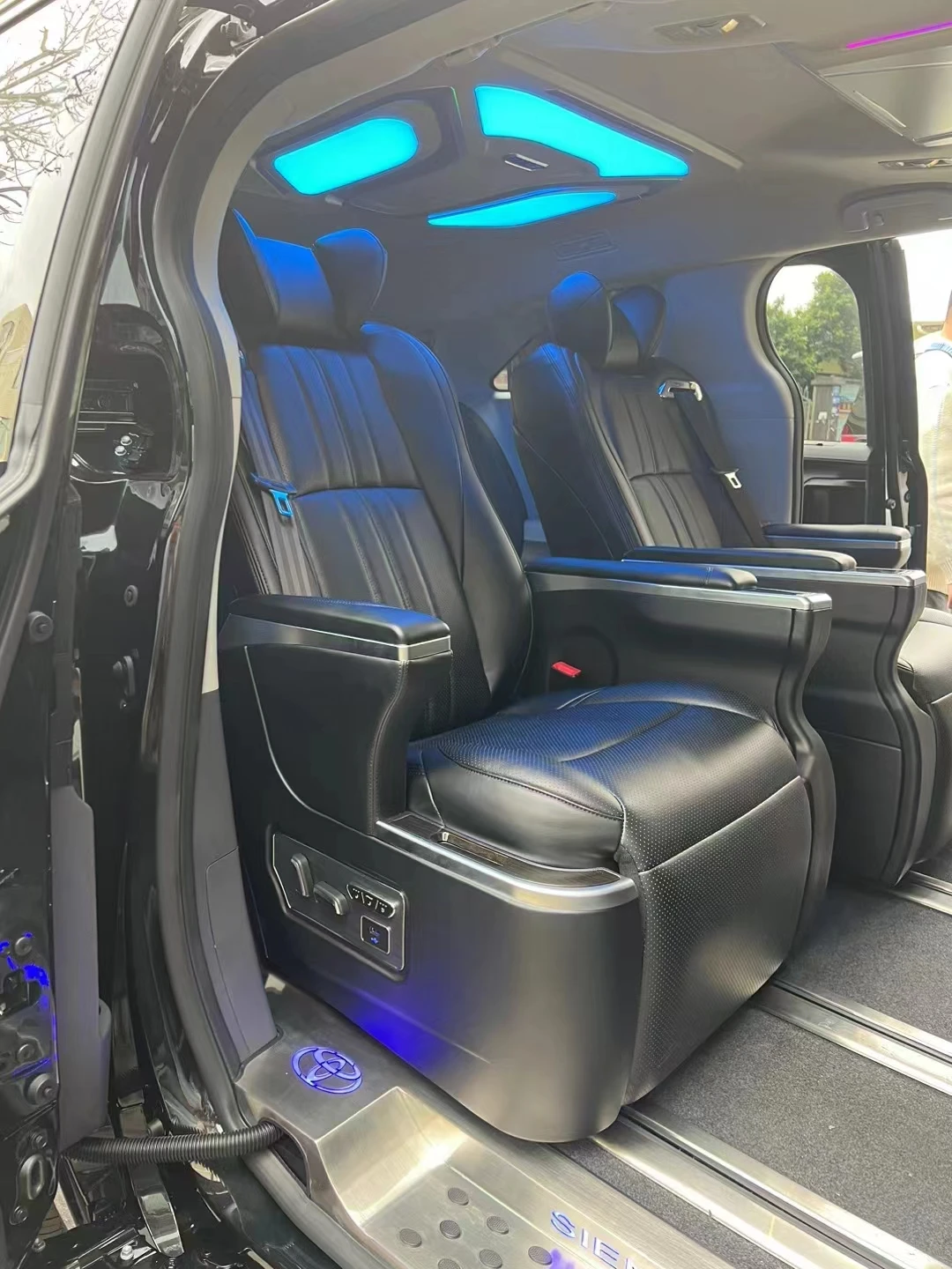 

For SE-XSF Car VIP Seats MPV Special Airline Seat Design for Luxury Travel Aircraft Style Car Interior Special Car Aviation