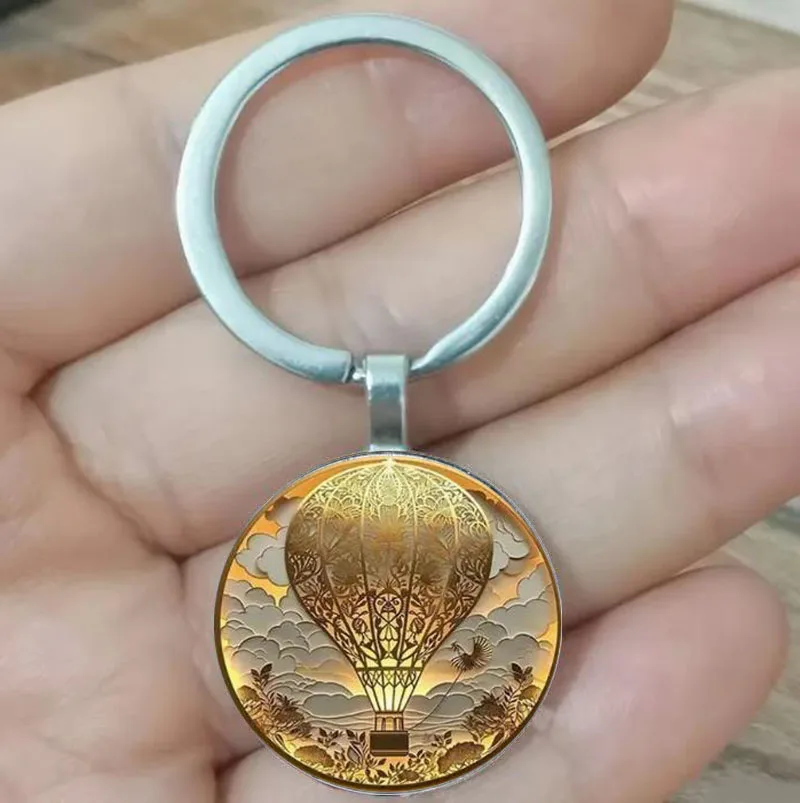 Love adventure hot air balloon glass alloy men's keychain, time gem keychain, the best gift for friends