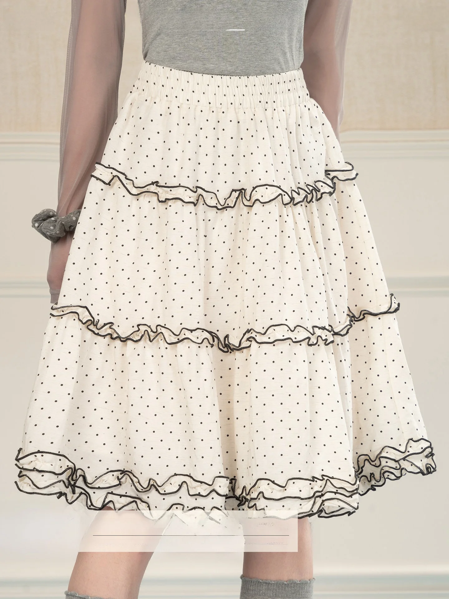 

Новая женская пышная юбка-полусолнце с высокой талией для ранней весны, с точечным узором и деревянным декором, для повседневной носки