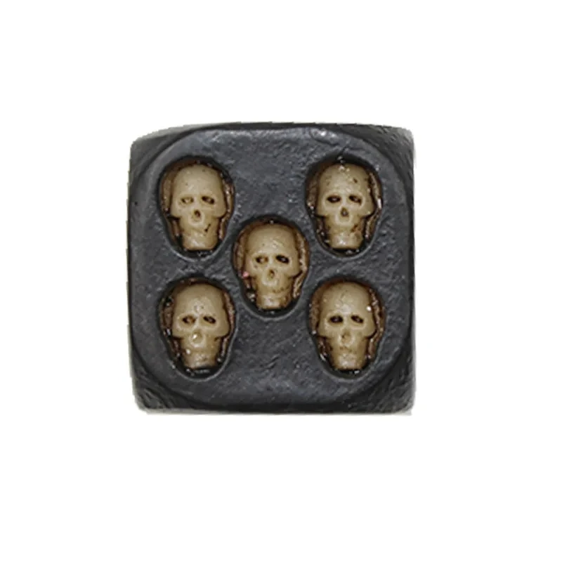 5pcs/Set 18mmHalloween Resin Skull Dice Statue Classic Board Game Skeleton Dice Office Desk Decor Toy Halloween Party Decoration