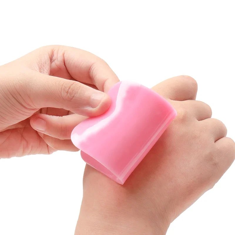 Strumento per il trucco dell' Innesto delle ciglia Coltiva la guarnizione della fronte in silicone Strumento per l'estensione delle ciglia Patch sulla fronte Strumenti per il trucco delle donne