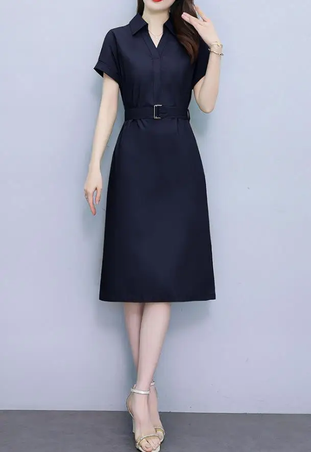 فستان قميص صيفي راقي للنساء مع مزاج أنيق وطية صدر السترة وخصر كاجوال بأكمام قصيرة للتنقل