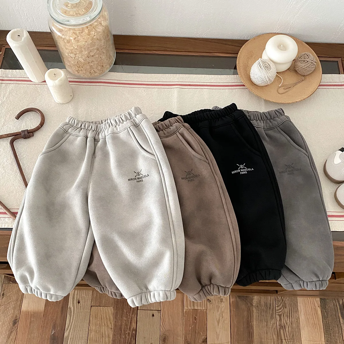 Autumn Winter Korean Baby Boys Sweatpants Velvet Casual Warm Loose Toddler Boys Sports Pants Printed Pocket Infant Boys Pants