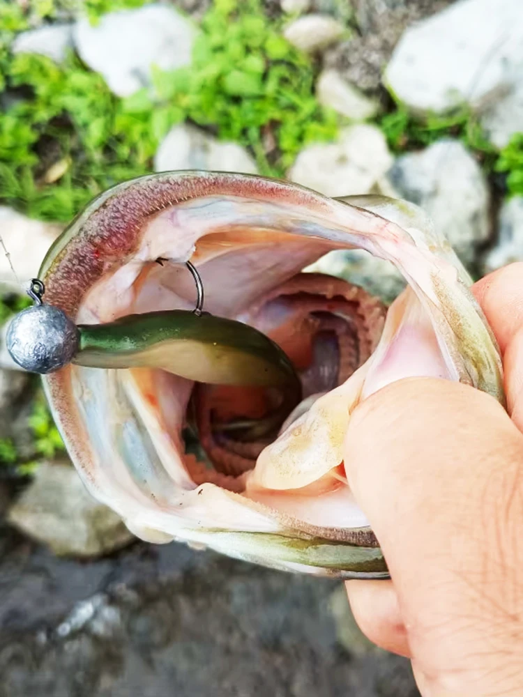 Spinpoler Miękki Jerkbait Pływający z Rozdzielonym Ogonem 7cm Przynęta Wędkarska Shad Minnow Crankbait Plastikowy Swimbait na Okonia Pstrąga Szczupaka Sprzęt Wędkarski — 2