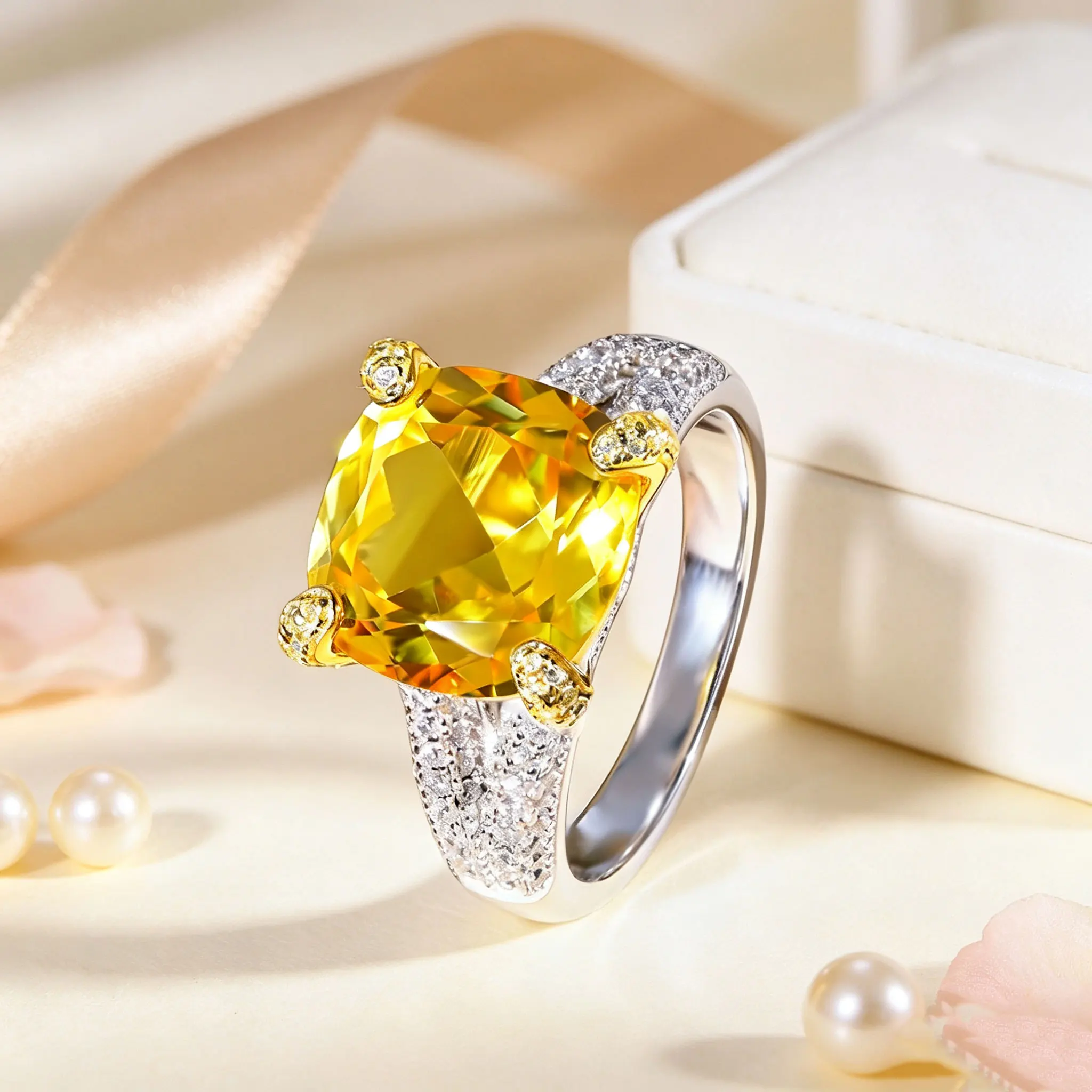 Women 925 Sterling Silver Cushion Cut Yellow 8CT Moissanite Ring, Four Gold Prong Solitaire 12 * 12 Pillow Shape Moissanite Cocktail Ring, Micro Paved Wide Band, Elegant Fine Silver Statement Jewelry for Party Banquet