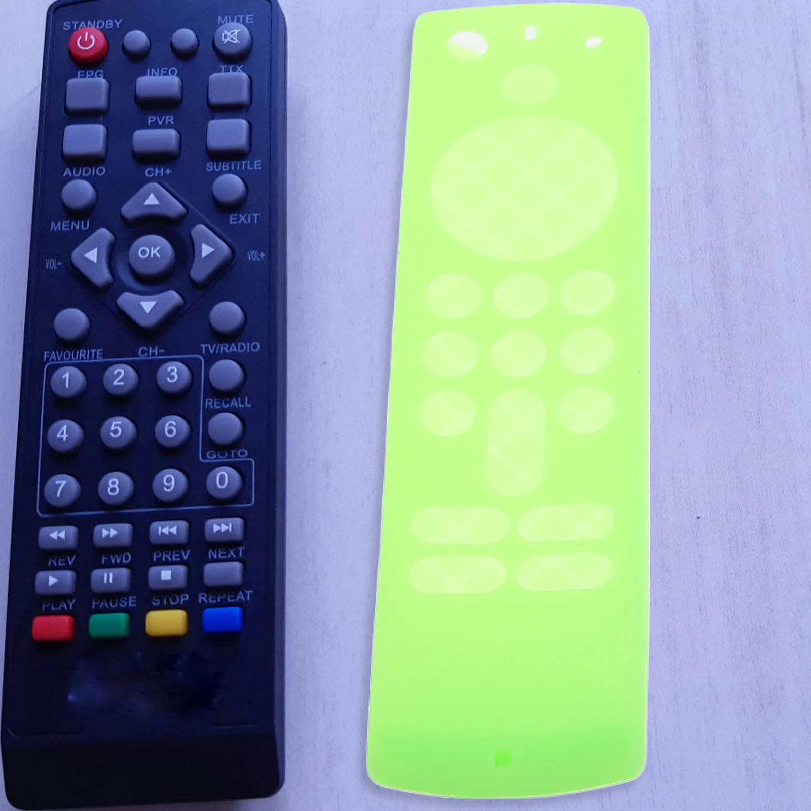 

2pcs Remote Control Case 3rd Gen Silicone Protector Shockproof Cover Remote Controller Shell Easy Clean Non Slip