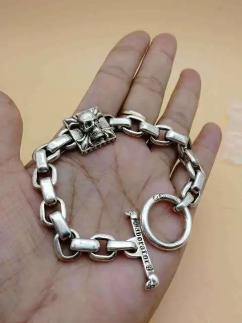 

Collection Chinese Old Miao Silver Cool Statue Fashion Bracelet