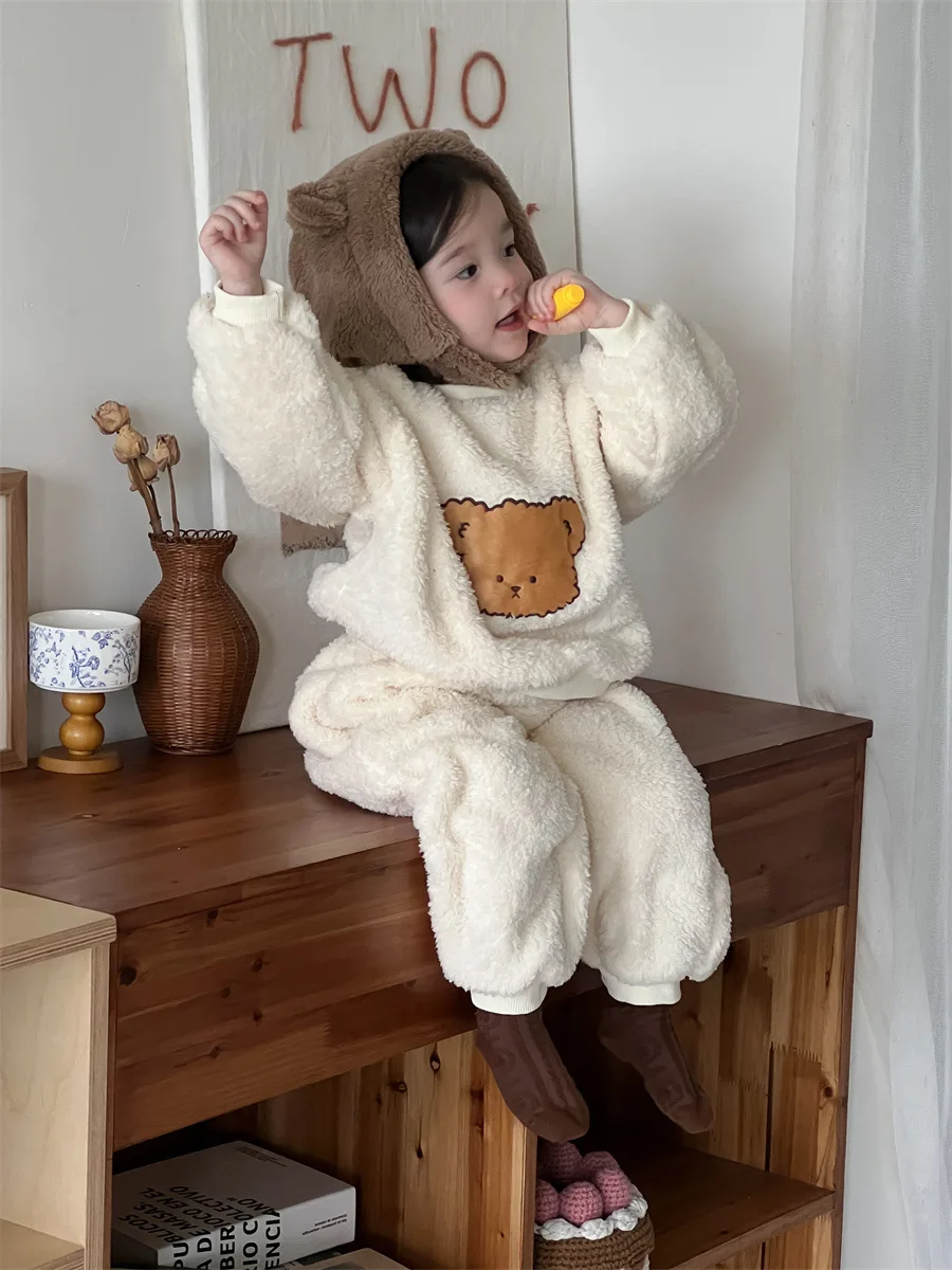 2024 Winter New Baby Thick Plush Clothes Set Girls Cartoon Bear Tops + Pants 2pcs Suit Infant Plus Velvet Warm Home Wear Outfits