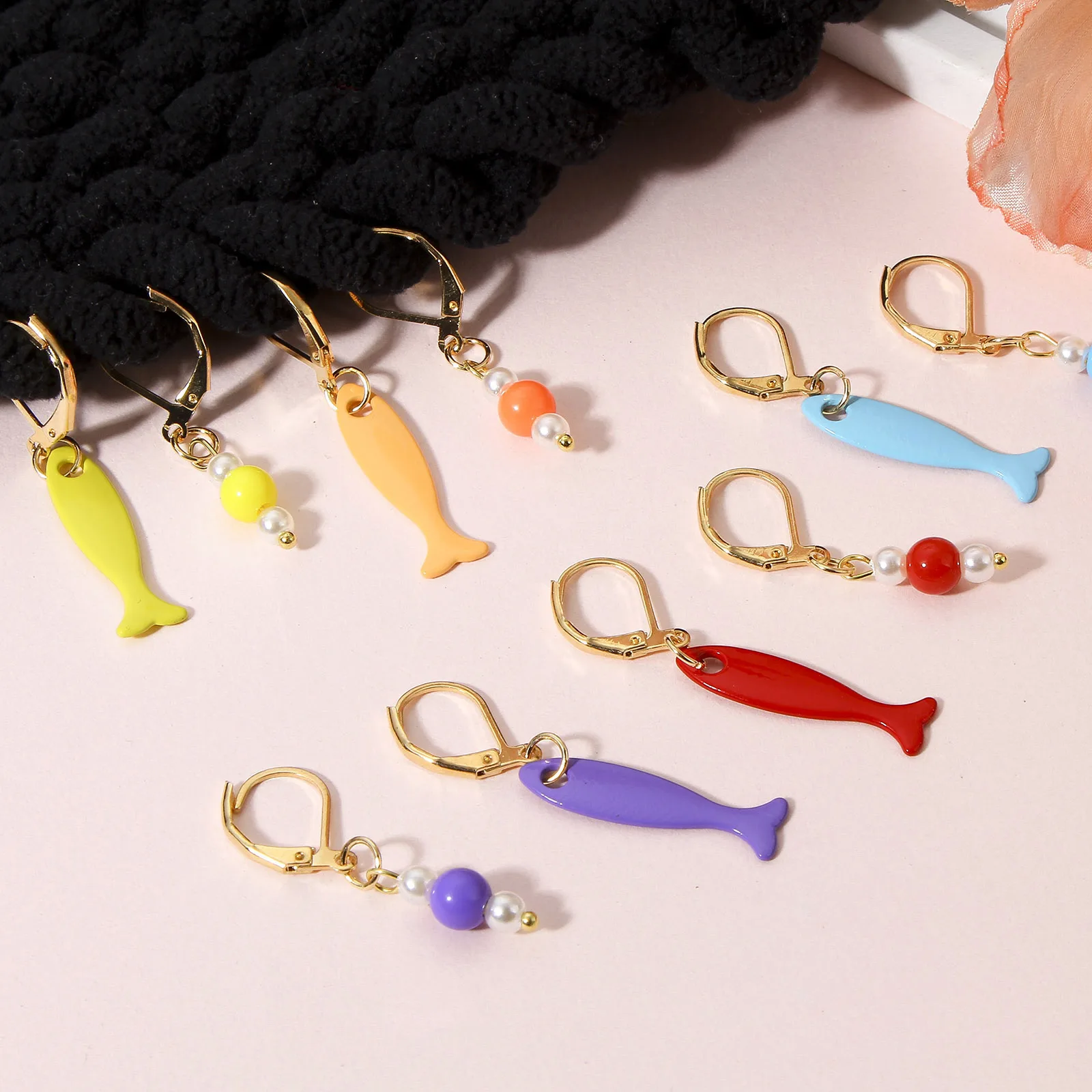 سبائك الزنك على أساس الاكريليك الحياكة غرزة علامات ، الاكريليك الخرز الأسماك ، المعادن الكروشيه مزلاج ، DIY بها بنفسك الحرفية ماركر أدوات ، 1 مجموعة ، 12 قطعة لكل مجموعة