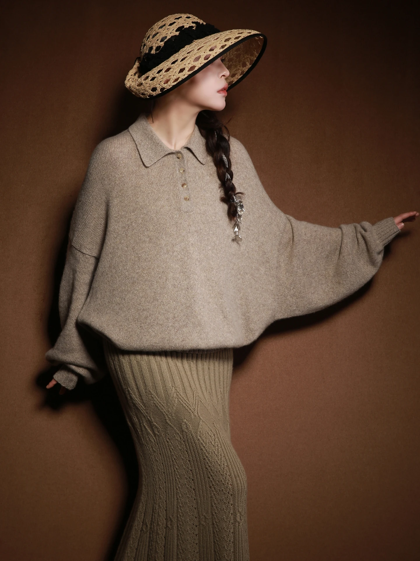 Loose profile small bat sleeve cashmere round neck striped sweater cashmere sweater