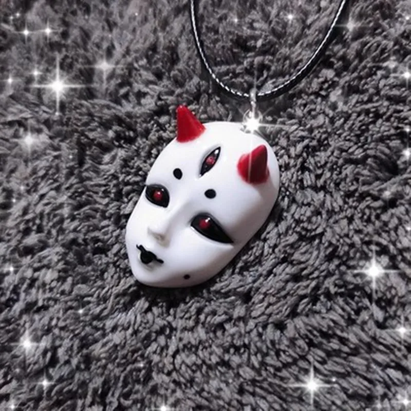 China Hand-painted Ceramic necklace demon doll jewelry guardian spirit doll hip hop jewelrys Halloween Mask Cosplay Pendant gift