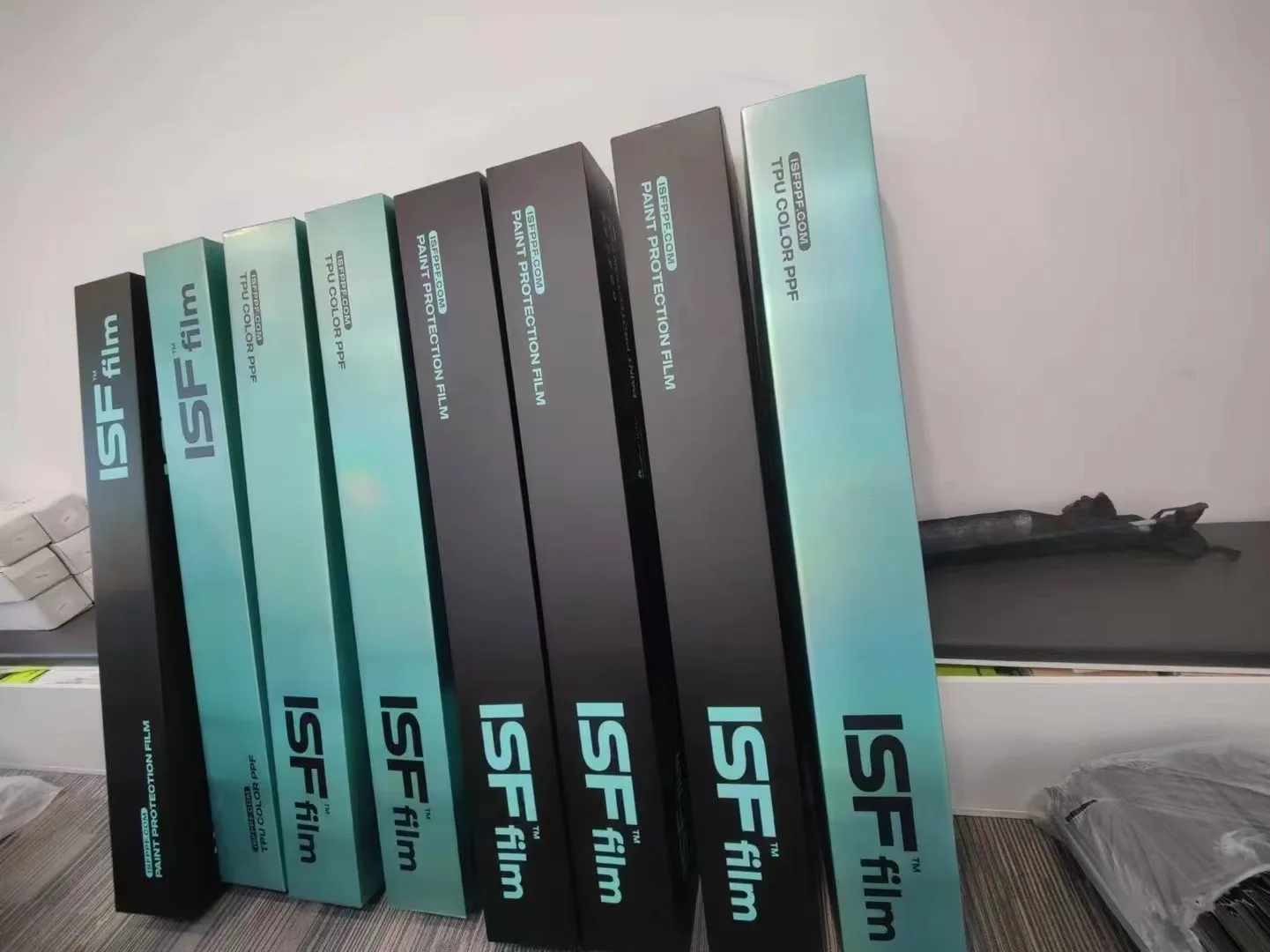 

PPF 1.52 * 15m Stretchable Self-healing Manufacturer TPU Paint Protective Film Ppf Car Protection