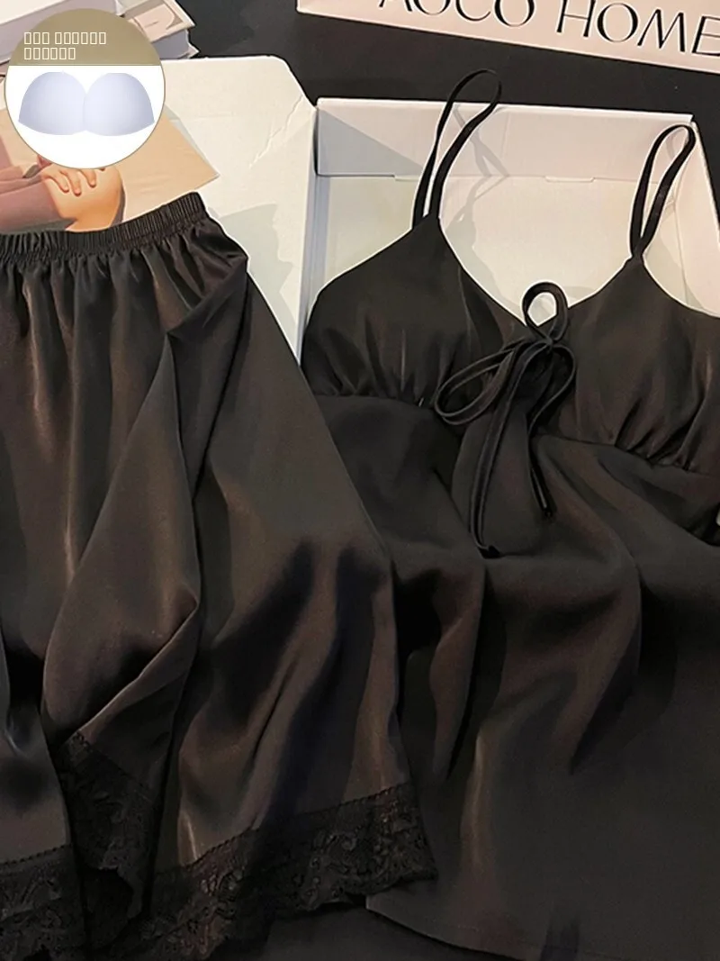 

Sexy Pure Desire Summer Spwear Set for Women with Chest Pad Ice Silk Bla Knot Strap orts Home Clothes