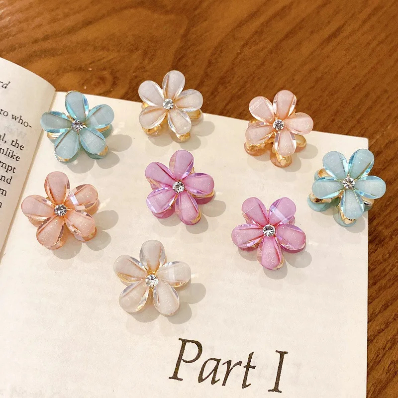 

10Pieces Korean Style Fresh Crystal Flower Children's Small Claw Clip Hairpin High-end Plum Blossom Hair Clip Girls' Accessories