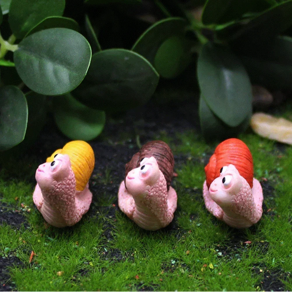 Resin Small Snail Figurine Garden Decoration Cute Animal Kawaii Snail Model Creative Simulation Mini Ornament Outdoor