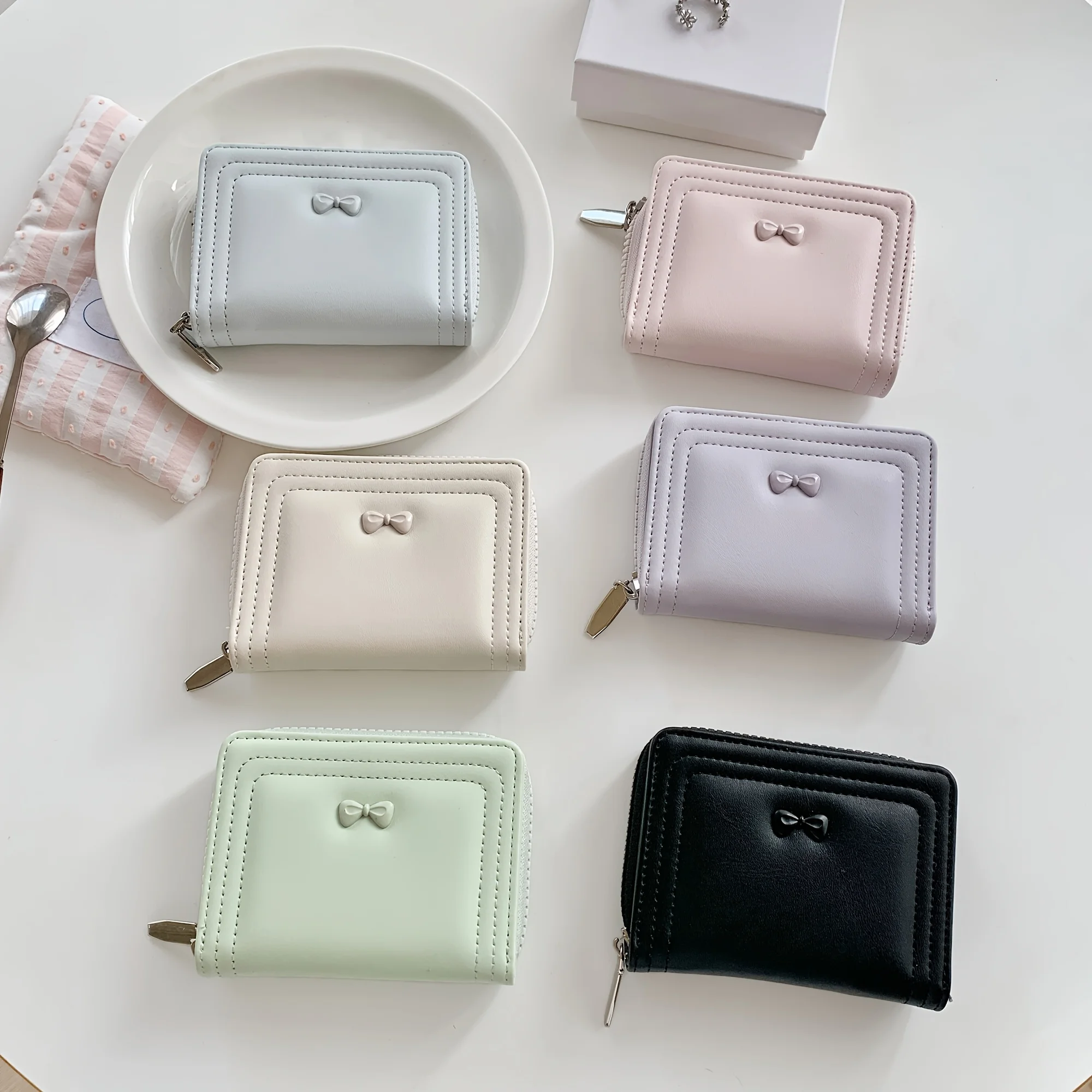 Bow-Shaped Folding Coin Purse in Various Colors, Easy-To-Use and Stylish Women's Wallet, Large Capacity, Solid Color Card Holder