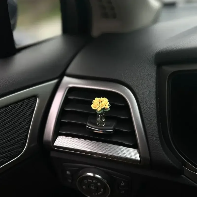 New Car Interior Decoration Mini Rose Sunflower Vase Auto Center Console Decoration Ornaments for Car Gifts Car Accessories