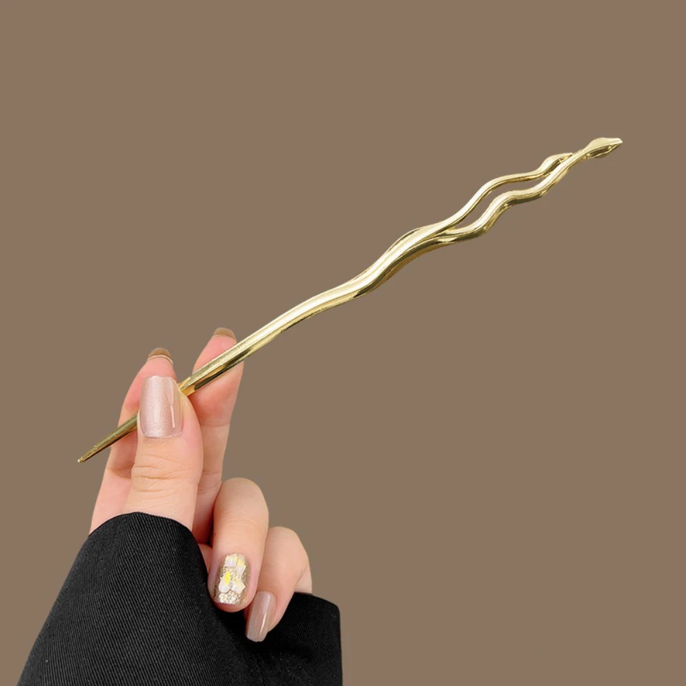 1pc Exquisite Modern Artistic Hair Pins Tones with Fluid Wave Shapes Sleek Minimalist Design for Effortless Chic Style image 5