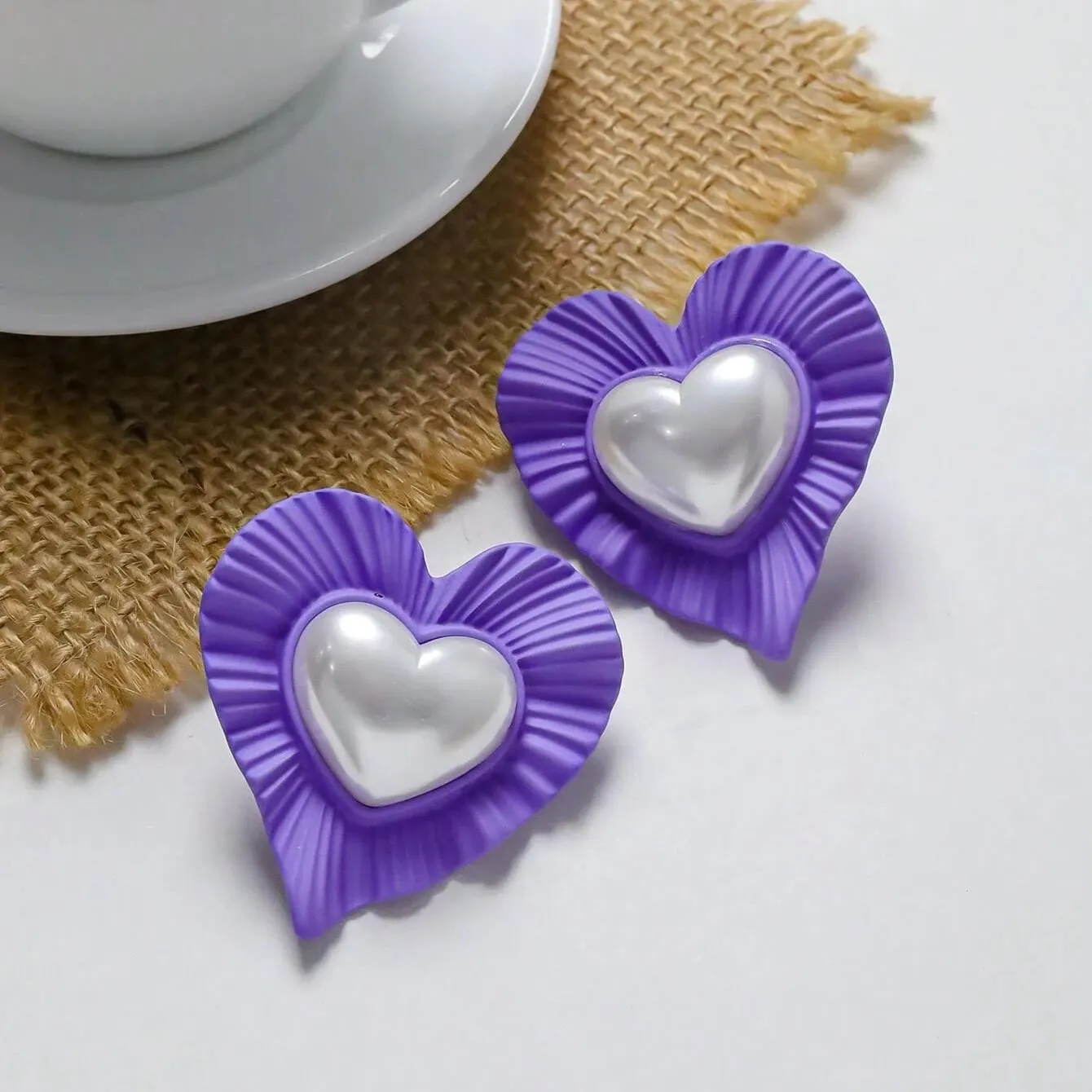 Obega Korean Heart Stud Earrings Vintage Purple Gold Green Black Imitation Pearl Post Earrings Woman's Fashion Party Jewelry image 3