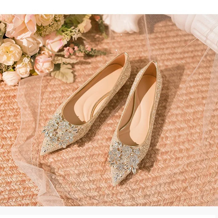 

Низкий каблук Crystal oes Gold Wedding oes для женщин Faionable Casual oes Корейский Sle Flat Bot из полиэфирного волокна