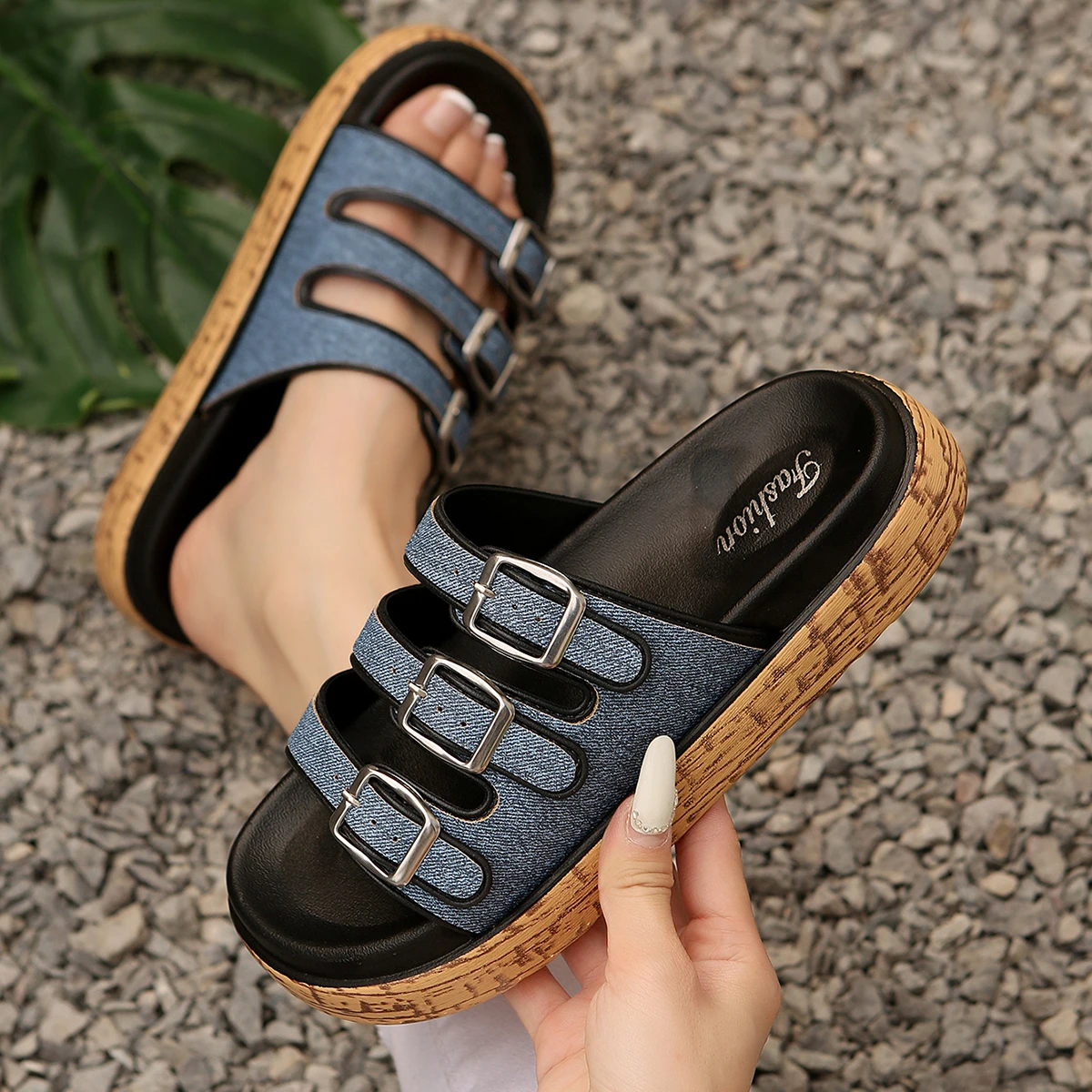 

Женские тапочки, летние пляжные сандалии с круглой головкой, шлепанцы на платформе с открытым носком, нескользящая праздничная женская обувь большого размера, женские шлепанцы