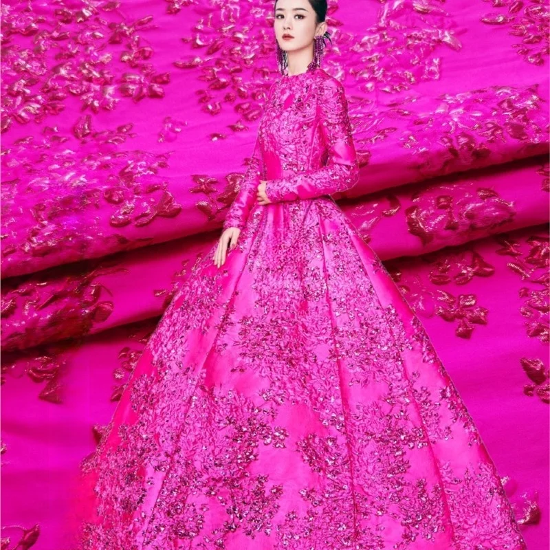

High-end custom-made gold silk jacquard dress fabric for fashion shows puffy skirt performance brocade
