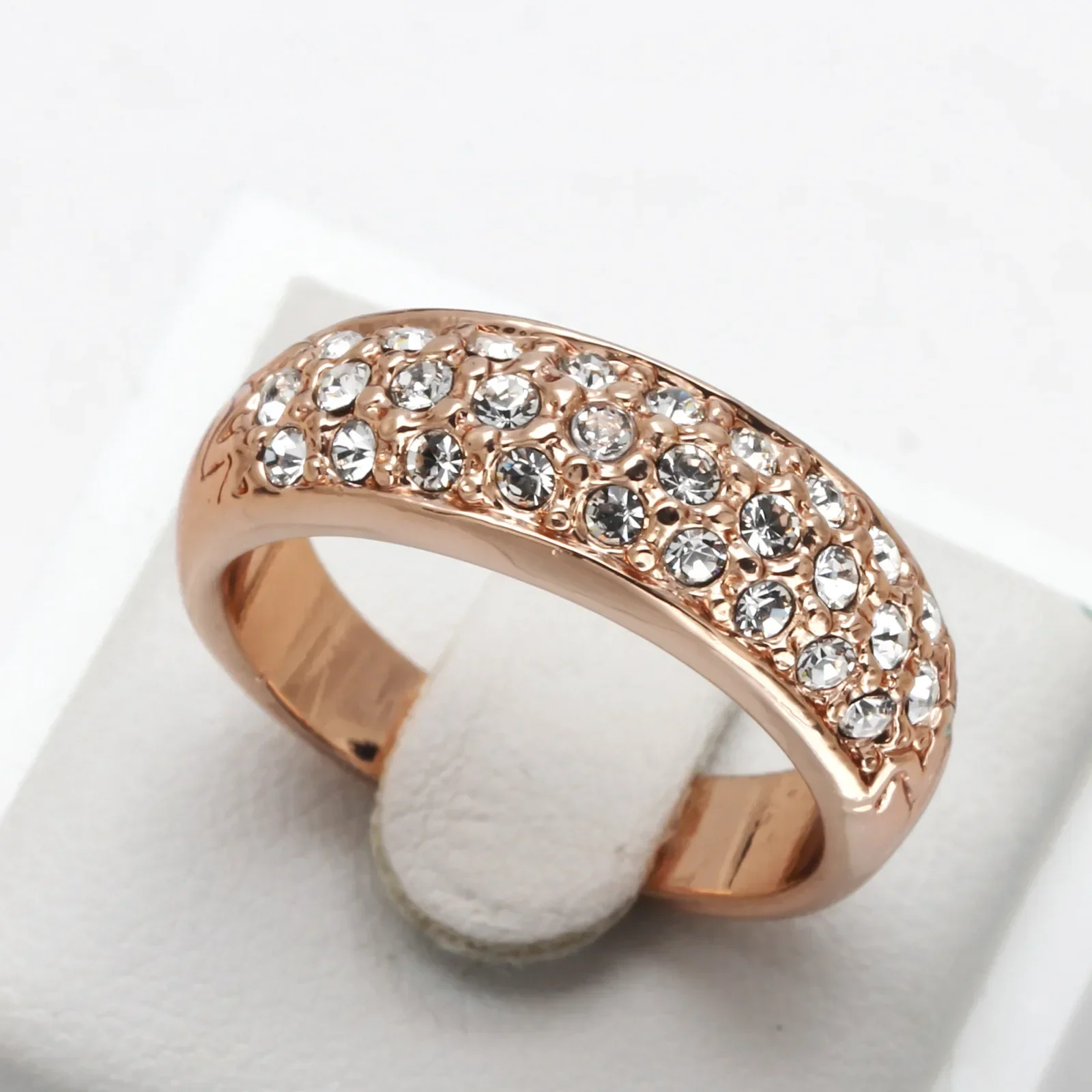 New Classic Wedding/Engagement Ring for Women Shiny AAA+Cubic Zirconia Crystal Rose Gold Color Fashion Charm Rings Jewelry Gift