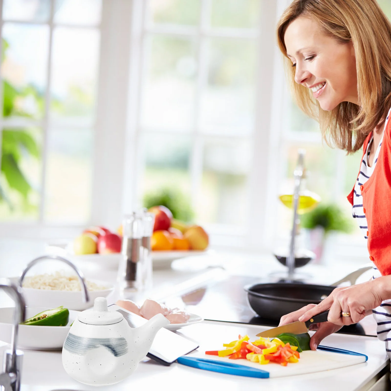 

Ceramic Soy Sauce Dispenser Multi-Function Oil Vinegar Bottle Kitchen Supply Household Spice Container for Fresh Seasoning