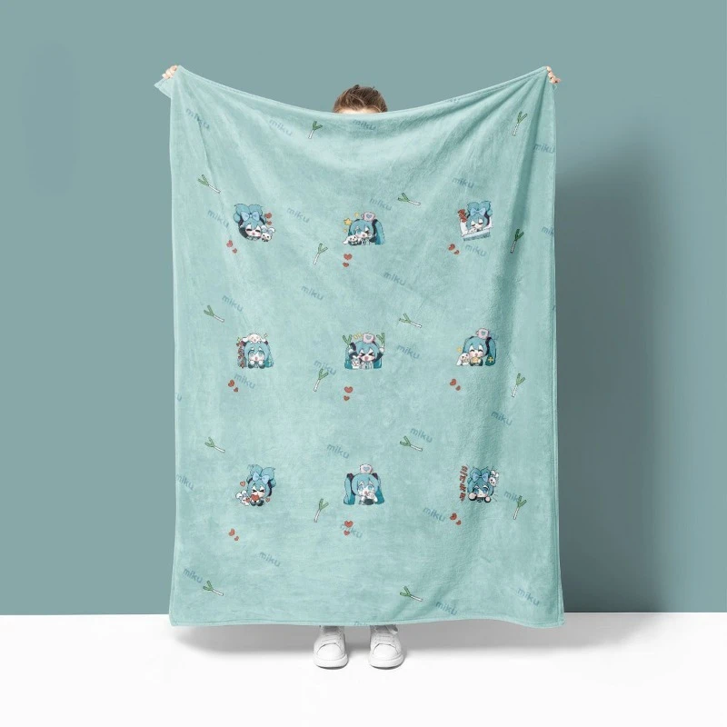 

Hatsune Miku cartoon flannel blanket kawaii office nap four seasons universal air conditioning blanket holiday gift wholesale