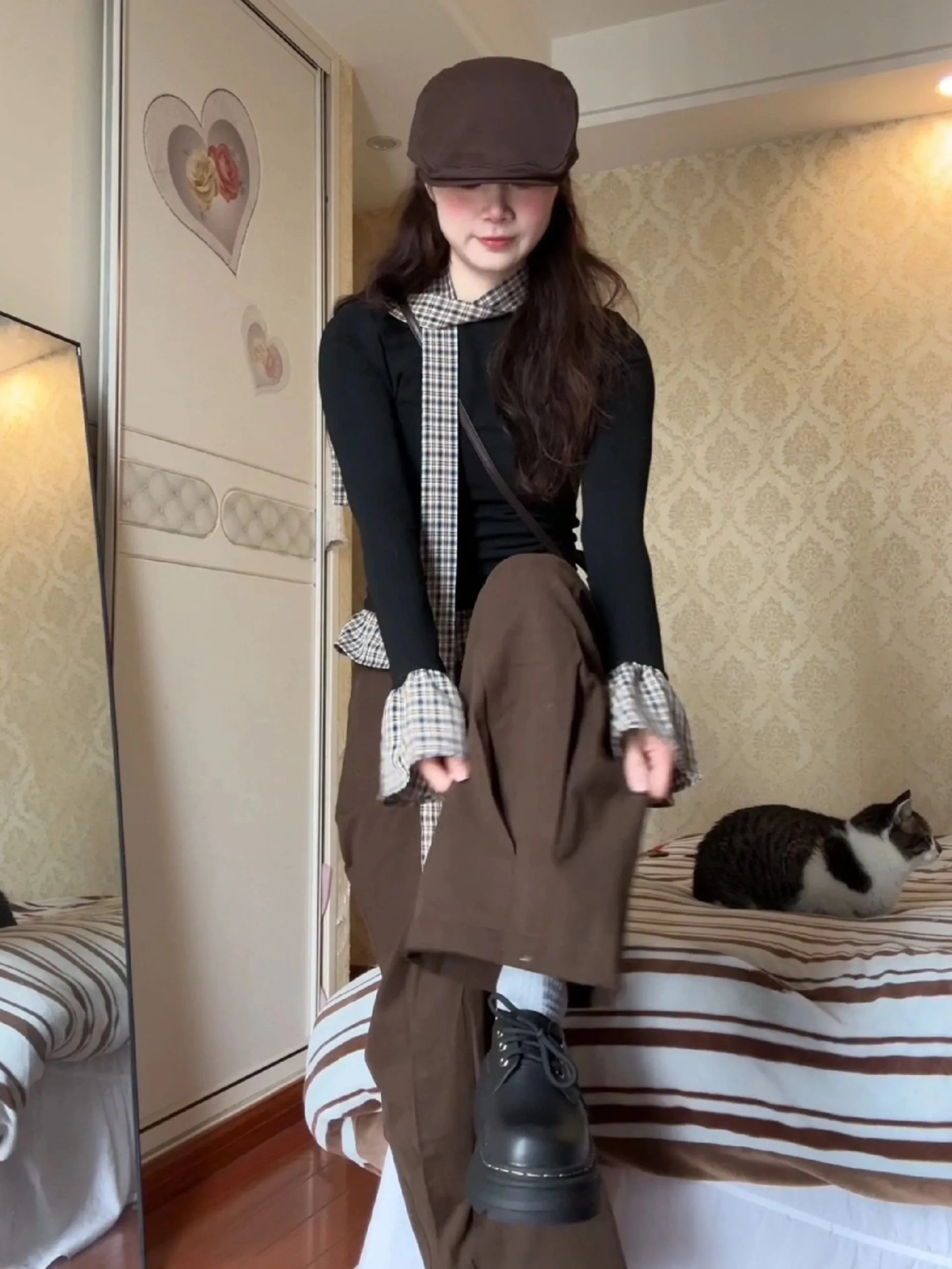 

Ретро-американская клетчатая футболка с длинным рукавом, женская приталенная футболка с креативным узором, осенне-зимняя, в стиле кэжуал